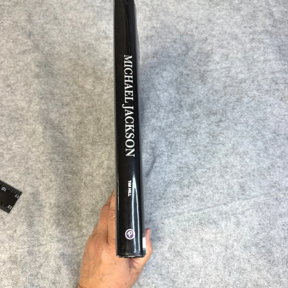 Michael Jackson The Man in the Mirror 1958-2009 Hardcover Book Tim Hill 2009